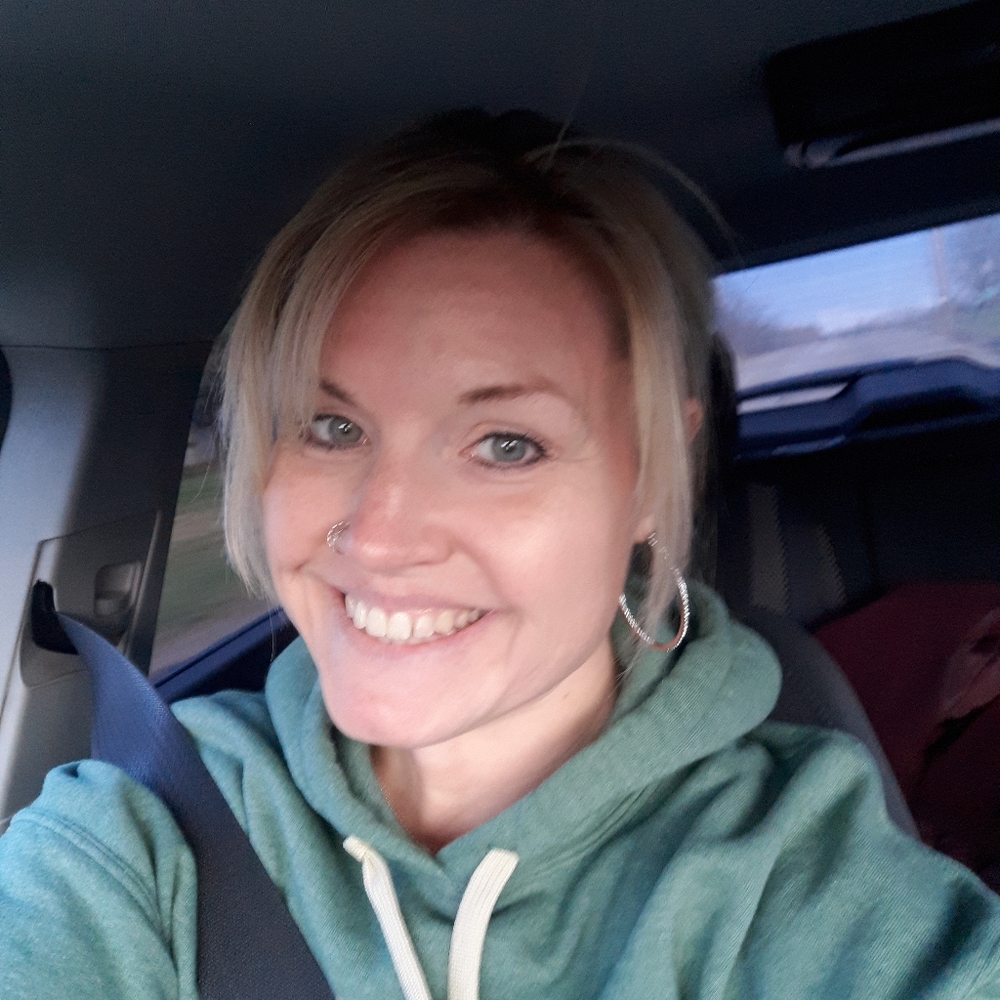 Meet your Posher, Andrea